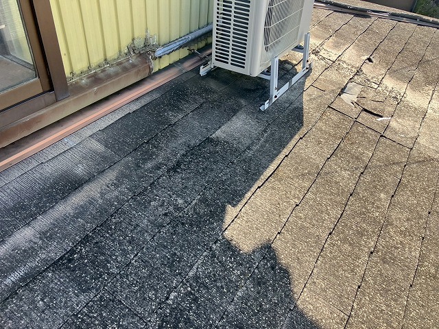 葺き替え工事が推奨される屋根